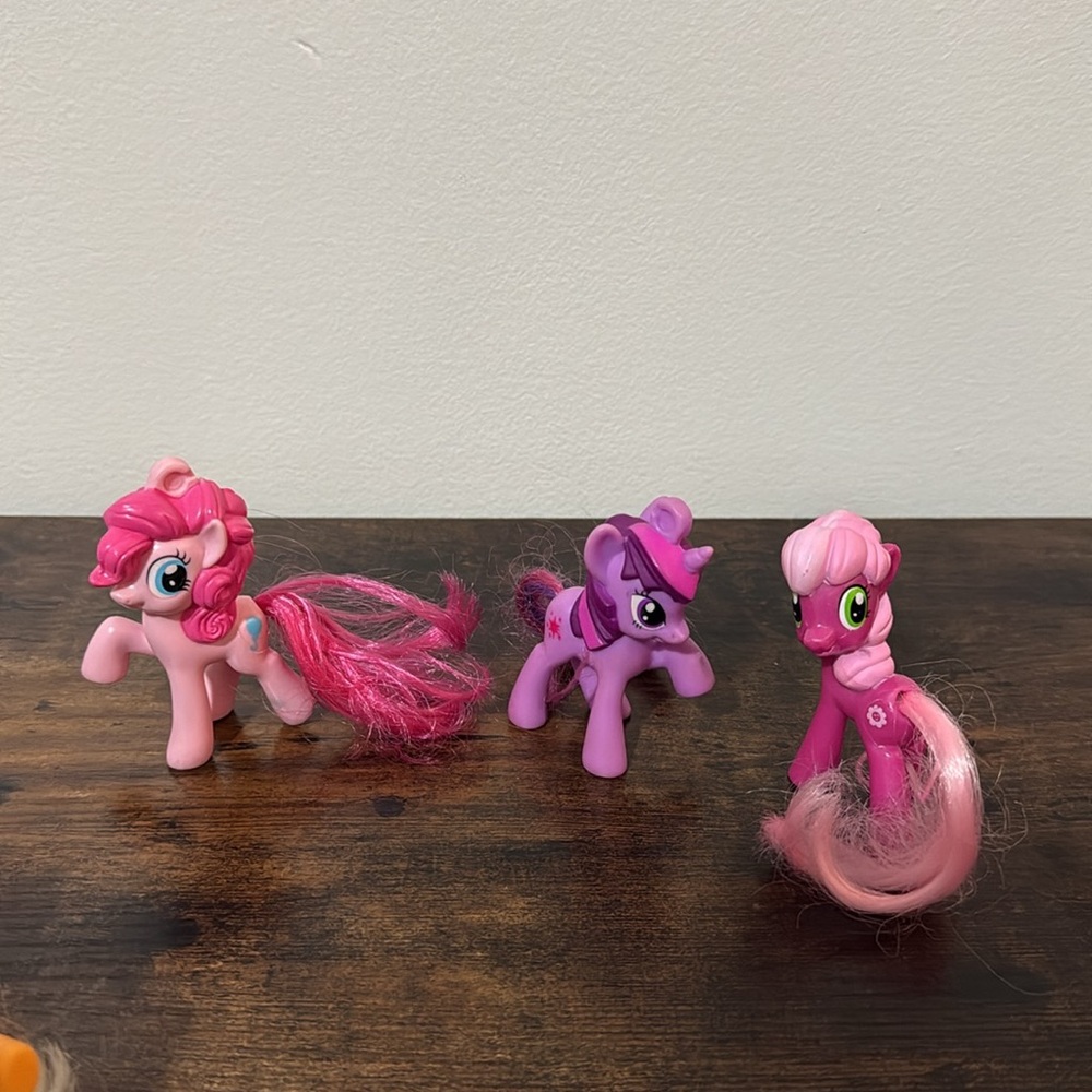 My Little Pony Mcdonalds Happy Meal Toy 3” Figures Mix Lot of 9 Brushable Tails - Picture 6 of 14